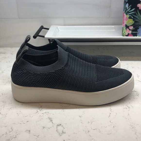 Steve Madden 7M worn 1 time , slate grey knit - super cute !! Like NEW☀️ - Picture 2 of 7